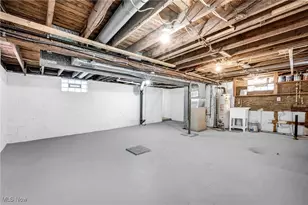 896 Indian Trail, Akron, OH 44314 - Photo 27