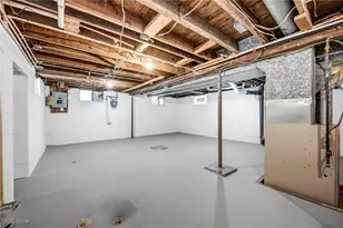 896 Indian Trail, Akron, OH 44314 - Photo 25