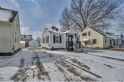 896 Indian Trail, Akron, OH 44314 - Photo 5