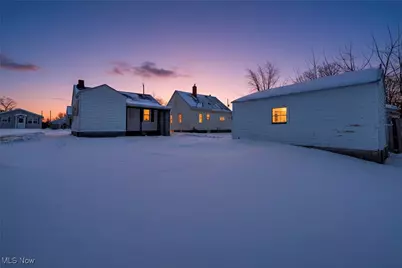 896 Indian Trail, Akron, OH 44314 - Photo 39