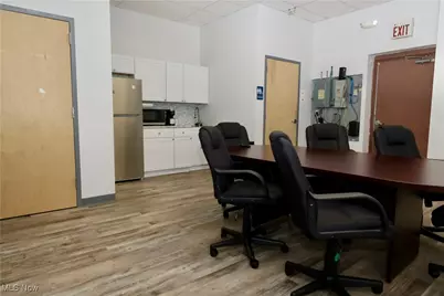 375 Lear Road #M, Avon Lake, OH 44012 - Photo 9