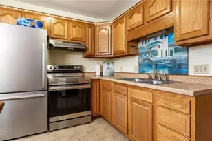 1078 Pfeifer Dr, Zanesville, OH 43701 - Photo 5