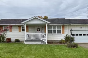 1078 Pfeifer Dr, Zanesville, OH 43701 - Photo 1