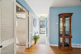 725 N Hawkins Ave, Akron, OH 44313 - Photo 9