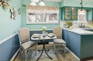 725 N Hawkins Ave, Akron, OH 44313 - Photo 19