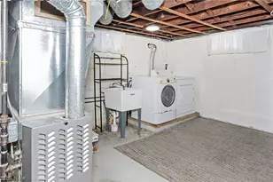 1237 Crescent Dr, Painesville, OH 44077 - Photo 13