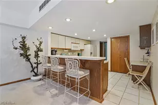 2178 Stone Creek Trail, Cuyahoga Falls, OH 44223 - Photo 17