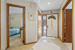 2178 Stone Creek Trail, Cuyahoga Falls, OH 44223 - Photo 3