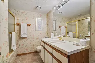 2178 Stone Creek Trail, Cuyahoga Falls, OH 44223 - Photo 9