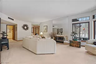 2178 Stone Creek Trail, Cuyahoga Falls, OH 44223 - Photo 13