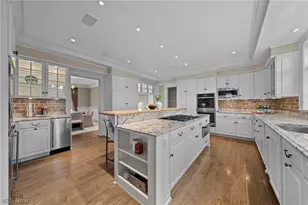 31900 Pinetree Rd, Pepper Pike, OH 44124 - Photo 11