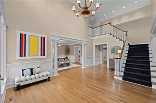 31900 Pinetree Rd, Pepper Pike, OH 44124 - Photo 3