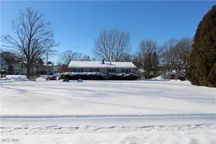 409-411 W Church St, Orrville, OH 44667 - Photo 9