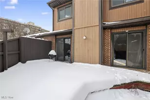 963 Morningstar Dr, Akron, OH 44307 - Photo 15