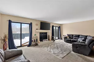 963 Morningstar Dr, Akron, OH 44307 - Photo 3