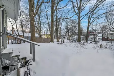 978 Delia Avenue, Akron, OH 44320 - Photo 33