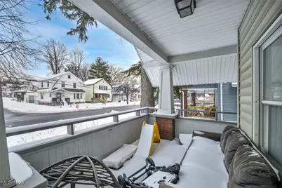 978 Delia Avenue, Akron, OH 44320 - Photo 5