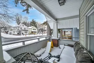 978 Delia Ave, Akron, OH 44320 - Photo 5