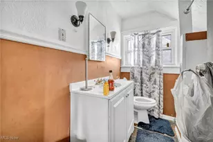 978 Delia Ave, Akron, OH 44320 - Photo 23