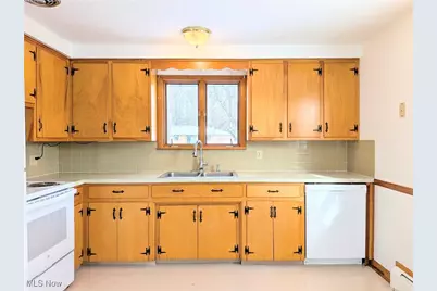 2224 Tennyson Street NW, Massillon, OH 44646 - Photo 9