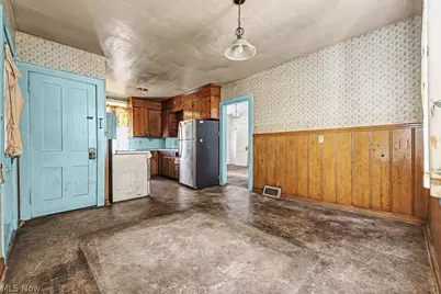726 S Arch Avenue, Alliance, OH 44601 - Photo 5