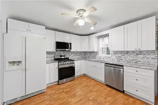 34857 Roberts Rd, Eastlake, OH 44095 - Photo 9