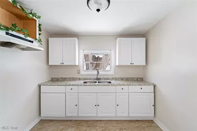 1824 Root Avenue NE, Canton, OH 44705 - Photo 13