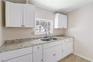 1824 Root Ave NE, Canton, OH 44705 - Photo 15