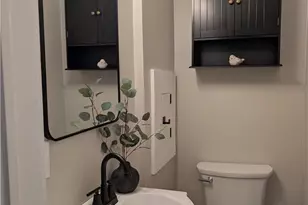 1156 Clifton Ave, Akron, OH 44310 - Photo 11