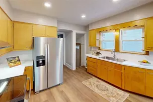 1156 Clifton Ave, Akron, OH 44310 - Photo 9