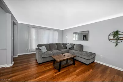 18220 Invermere Avenue, Loveland, OH 44128 - Photo 9