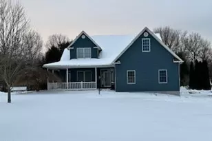 6240 Branch Flat Rd, Zanesville, OH 43701 - Photo 1