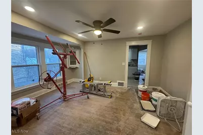 1015 E 131st Street, East Cleveland, OH 44108 - Photo 11