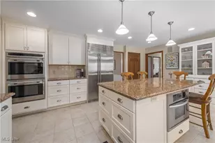 6860 Cliffside Dr, Vermilion, OH 44089 - Photo 7