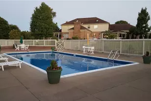 2250 Candlewood Ln, Akron, OH 44333 - Photo 3