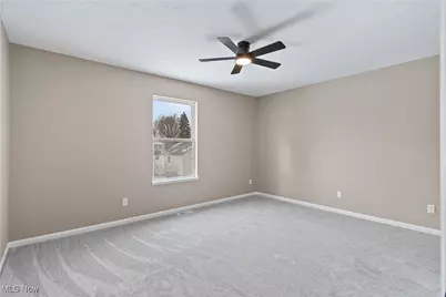 410 Columbine Avenue, Akron, OH 44312 - Photo 17