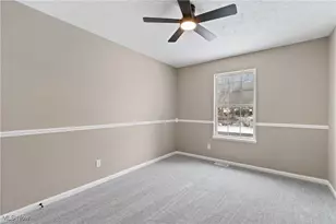 410 Columbine Ave, Akron, OH 44312 - Photo 21