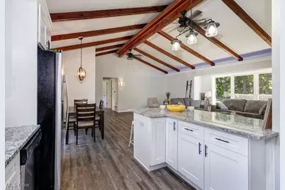 8078 Mentor Avenue, Mentor, OH 44060 - Photo 15