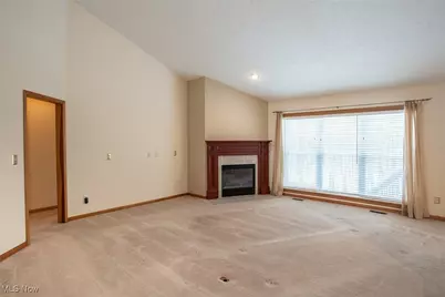 652 Marsh Way, Brunswick, OH 44212 - Photo 13