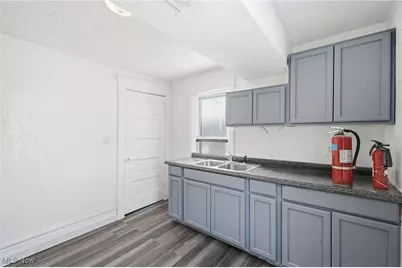 333 Lloyd Street, Akron, OH 44301 - Photo 7