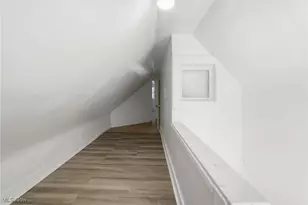 604 E Buchtel Ave, Akron, OH 44304 - Photo 31