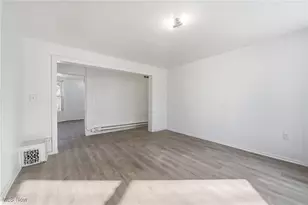 604 E Buchtel Ave, Akron, OH 44304 - Photo 25