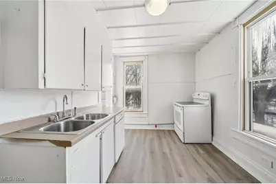 604 E Buchtel Avenue, Akron, OH 44304 - Photo 29