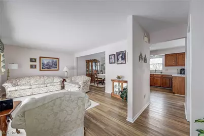 452 Brambleside Drive, Brunswick, OH 44212 - Photo 5