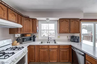 452 Brambleside Drive, Brunswick, OH 44212 - Photo 13