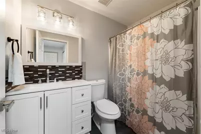 868 Tollis Parkway #A-L, Grandview Heights, OH 44147 - Photo 25