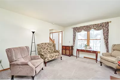 820 Lawrence Drive, Wadsworth, OH 44281 - Photo 9