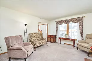 820 Lawrence Dr, Wadsworth, OH 44281 - Photo 9