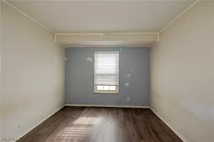 7972 Colonial Dr, Mentor, OH 44060 - Photo 23