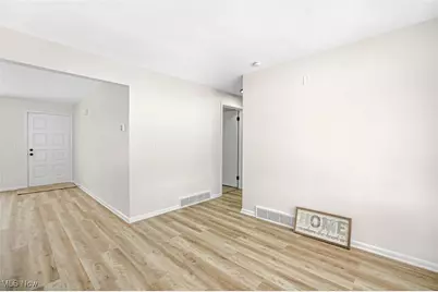 8736 Easy Street NW, Massillon, OH 44646 - Photo 23